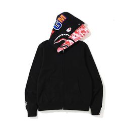 Designer Men Hooded Zip Up Jacket Streetwear Camo Shark Print Fleece Lined Oversized Unisex Couple Outerwear