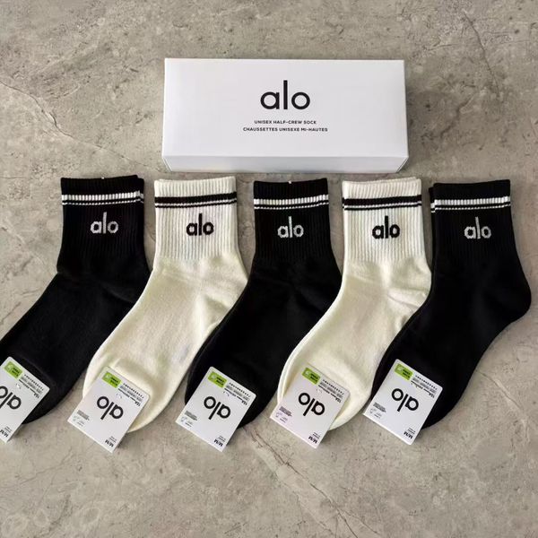Designer Unisex Mid Calf Socks Athletic Style Cotton Blend Breathable Moisture Wicking Casual Sports Box Set
